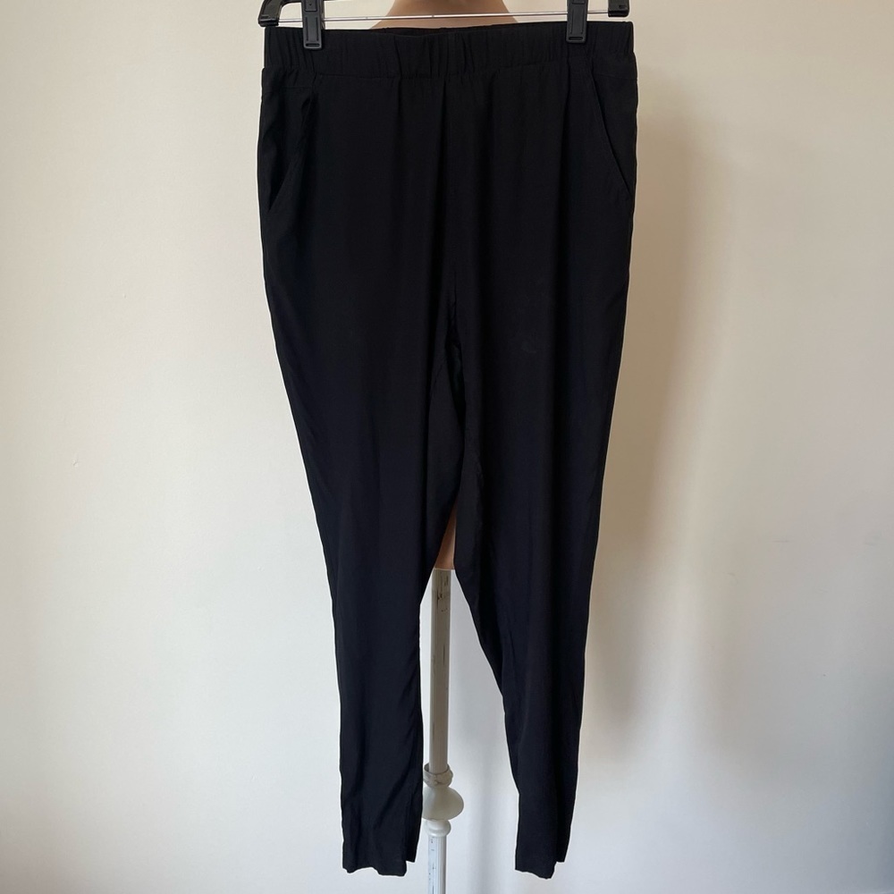 Ginia RTW Black Stretch Silk High Rise Jogger Pants Size Small